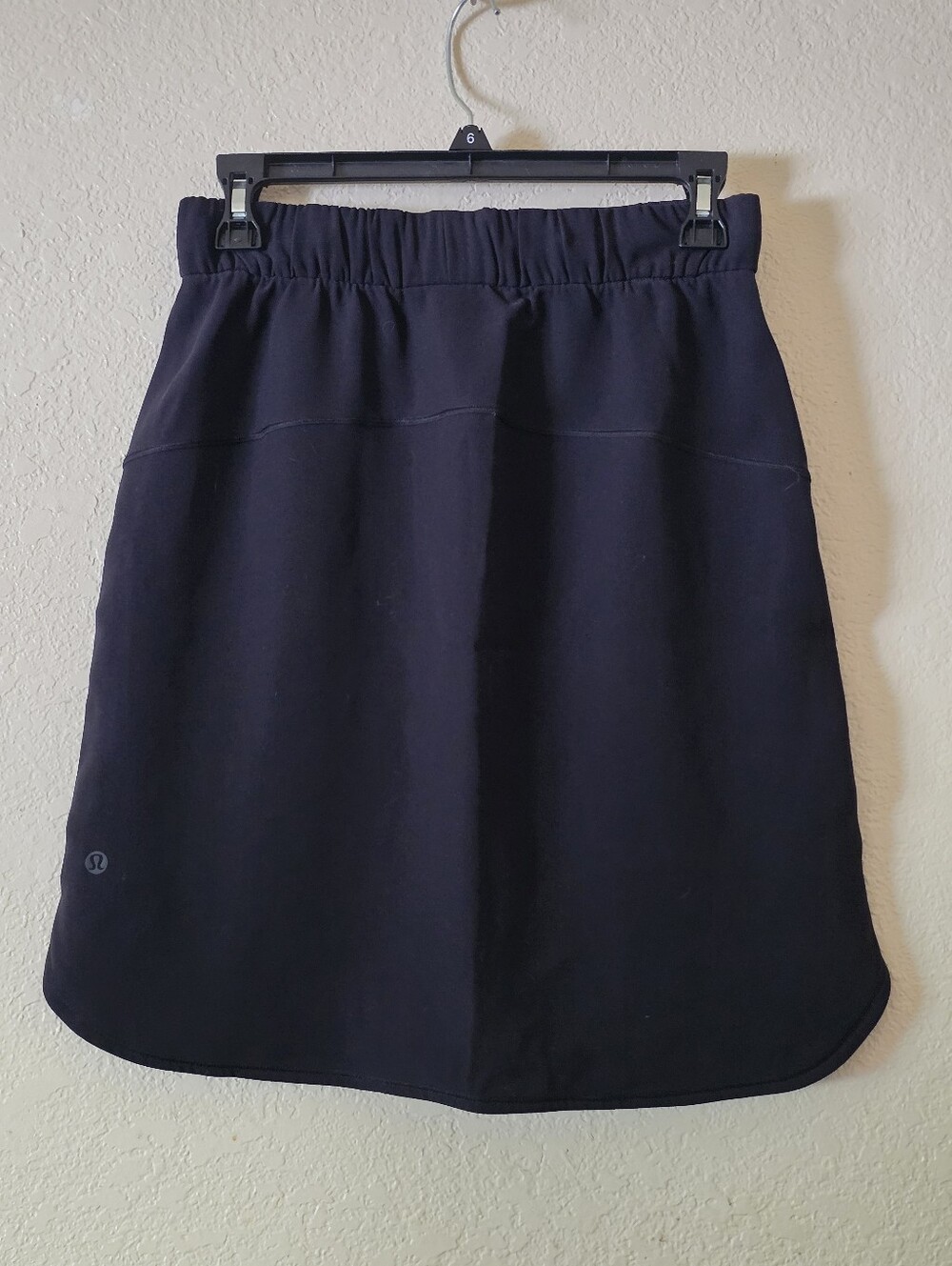 lululemon athletica Black A-Line Athletic Skirt Size 4